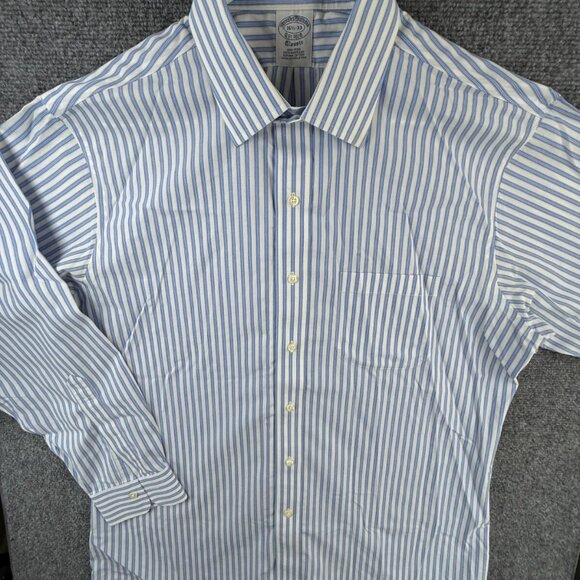 Brooks Brothers Non Iron Button Up Long Sleeve Men Classic 16.5 33 Striped Blue - Picture 2 of 15